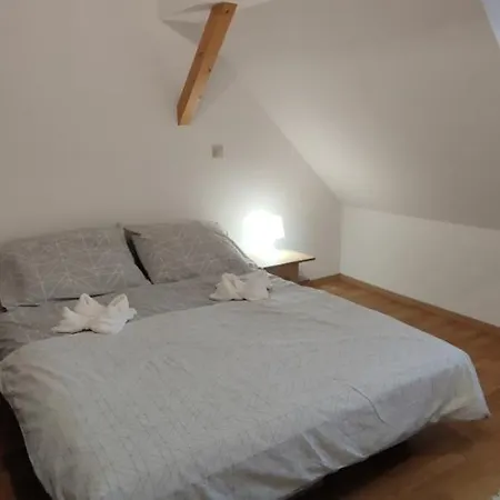 Fabi 2 Apartment Heviz